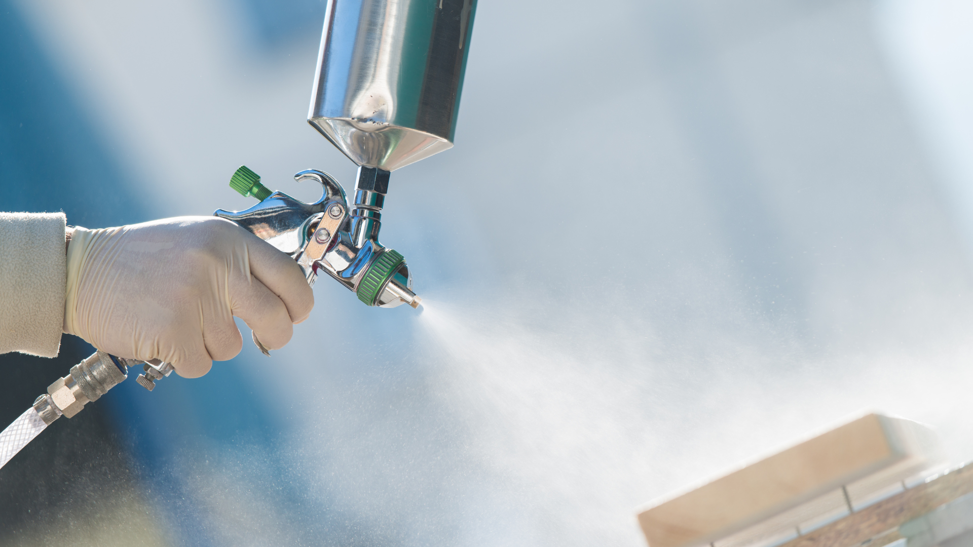 在圖像上繪製零件，陽極氧化、印刷、噴漆、噴砂、配色等精加工選項，以力保良好的表面精加工、藝術性、壽命、匹配品牌顏色、增強視覺效果，使用3D打印等原型解決方案，CNC、真空鑄造、快速工具、注塑等工藝，用於原型解決方案，以防產品上市、注塑、模具製造、項目管理的大規模生產，需要時，適當和政府資助，遵守ESG實踐，環境、社會、治理、營銷和活動，用於促銷